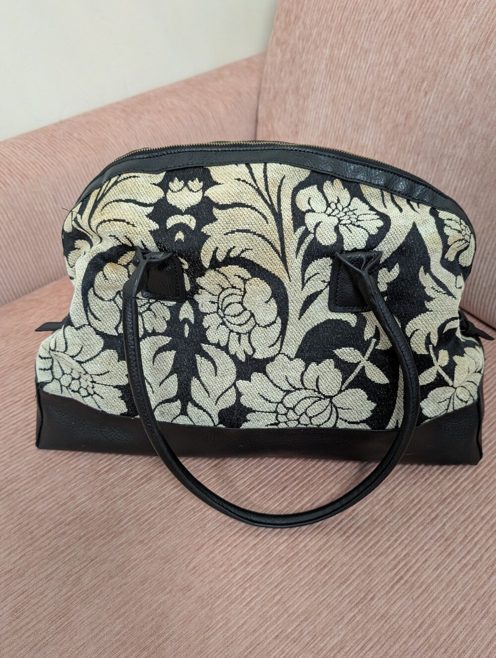 Liz Claiborne New York Black & Cream Floral Jacquard Satchel Shoulder Bag